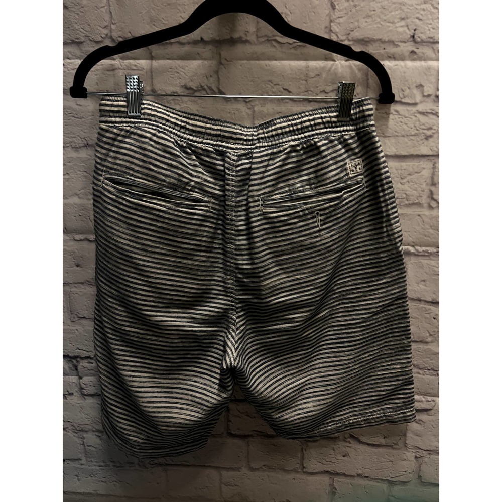 American Eagle Casual Preppy Shorts - Picture 2 of 3